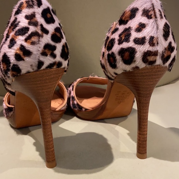 JC Shoes - Picture 4 of 4